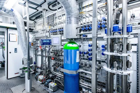 Napełnialnia gazów specjalnych